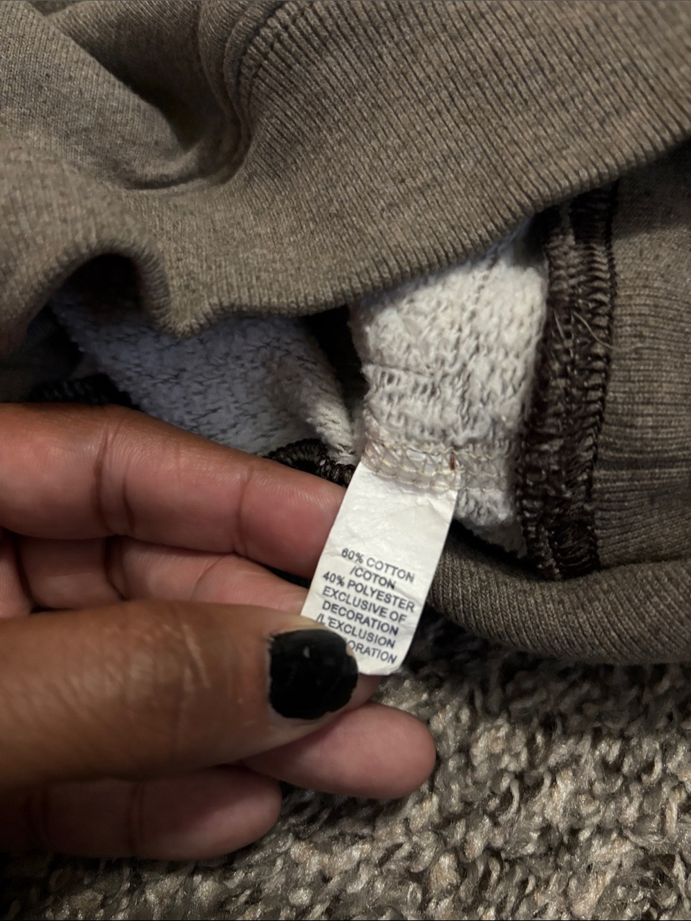 vintage gray-brown Abercrombie & Fitch pullover hoodie featuring a prominent emb - Picture 4 of 8